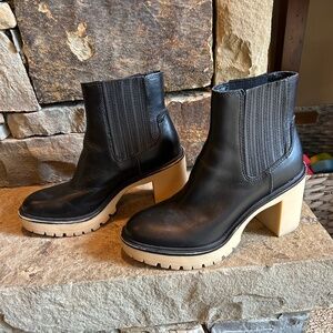 Dolce Vita heeled black boots